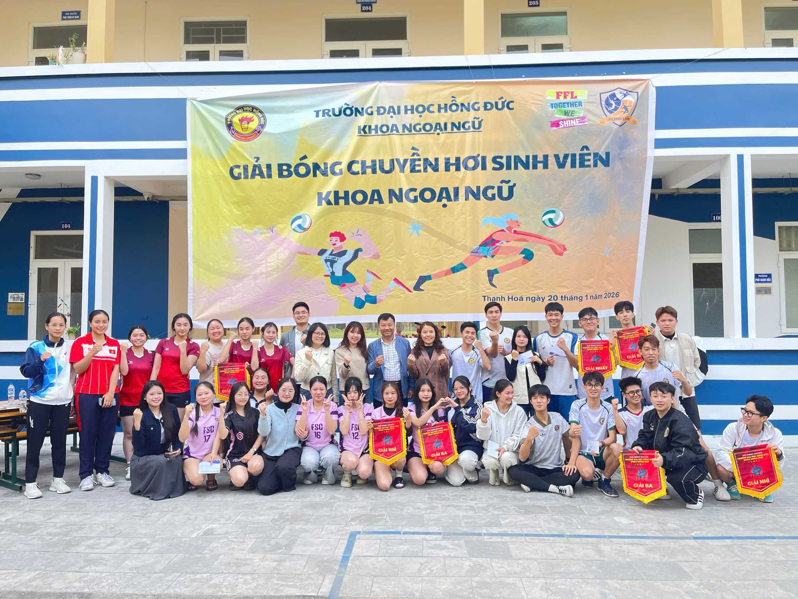 Giải bóng chuyền hơi sinh viên Khoa Ngoại ngữ năm 2026 khép lại thành công tốt đẹp